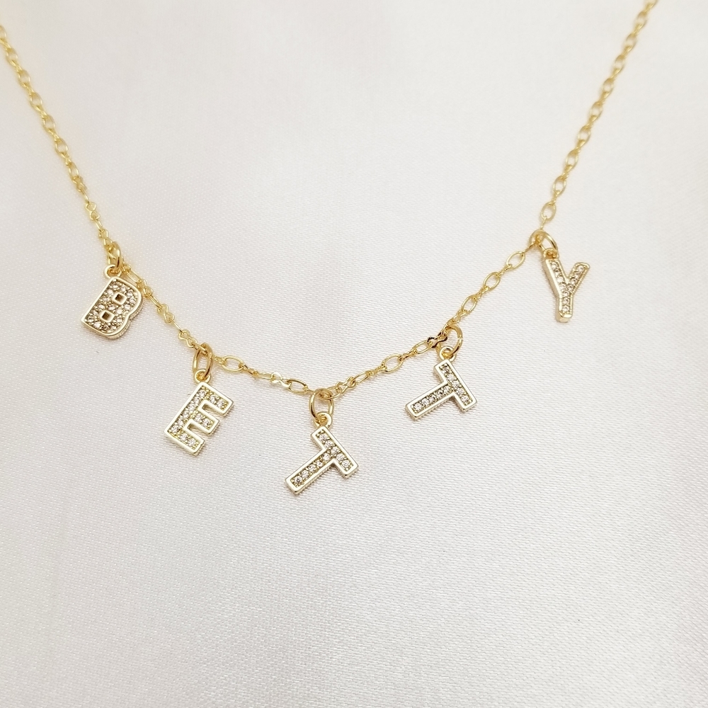 BETTY Name Women's Necklace/choker. 18K Gold Plated. New